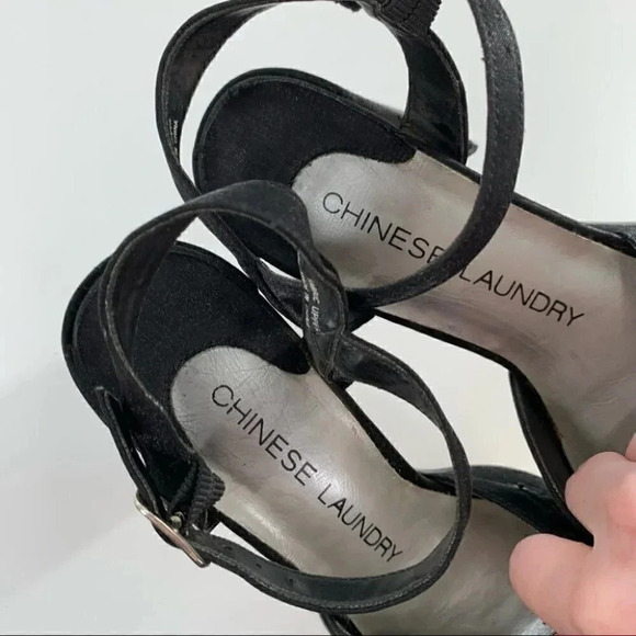 Chinese Laundry size 5.5 black satin metallic chunky vintage Y2k platforms - Picture 11 of 15